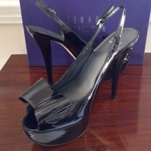 Stuart Weitzman black patent Bowery pumps